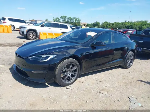 5YJSA1E55NF488399 2022 TESLA MODEL S - Image 2