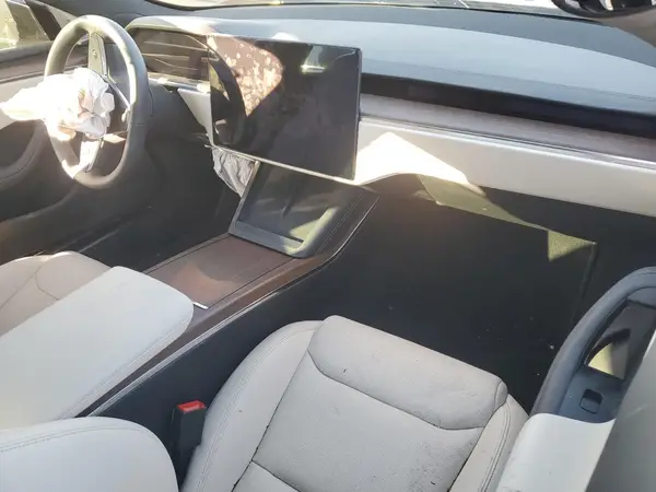 5YJSA1E55PF500926 2023 TESLA MODEL S - Image 8