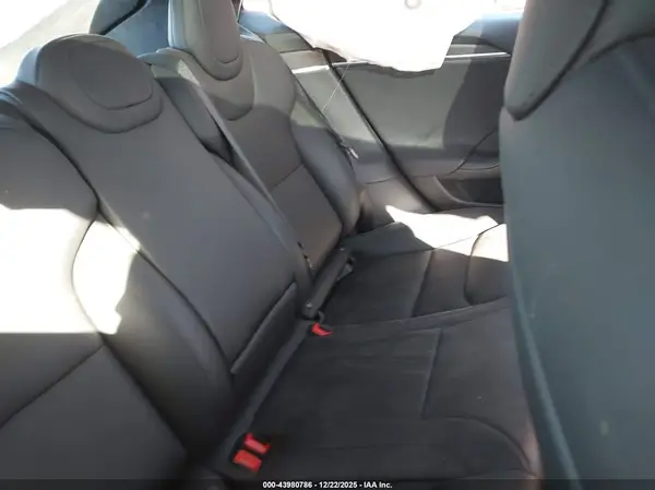 5YJSA1E55RF537056 2024 TESLA MODEL S - Image 8