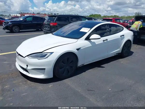 5YJSA1E56MF439159 2021 TESLA MODEL S - Image 2