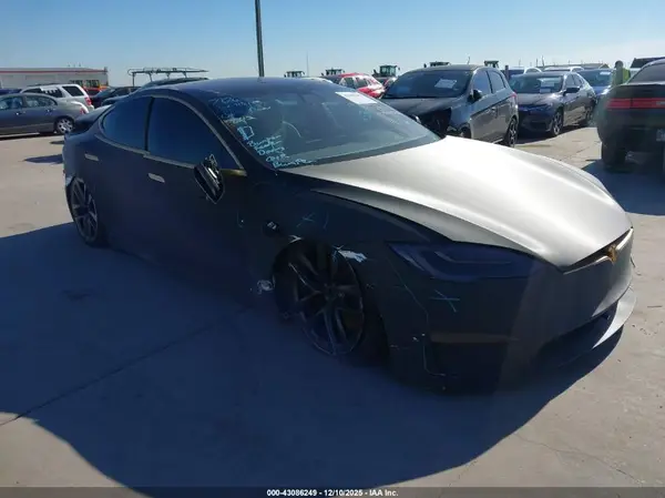 5YJSA1E56NF471420 2022 TESLA MODEL S - Image 1