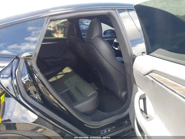 5YJSA1E56NF476942 2022 TESLA MODEL S - Image 8