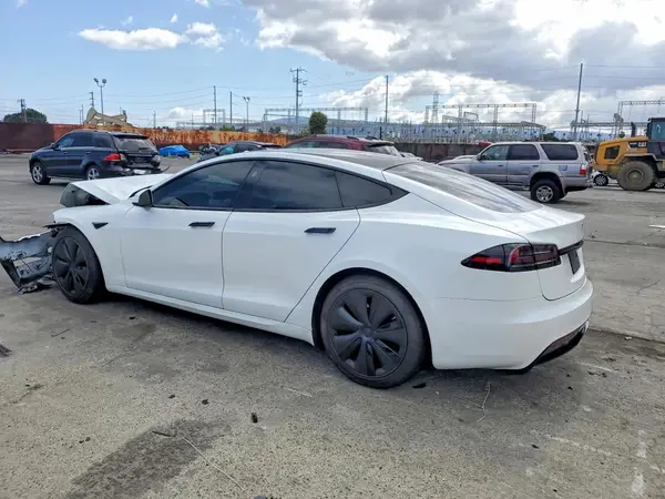 5YJSA1E56NF483003 2022 TESLA MODEL S - Image 2