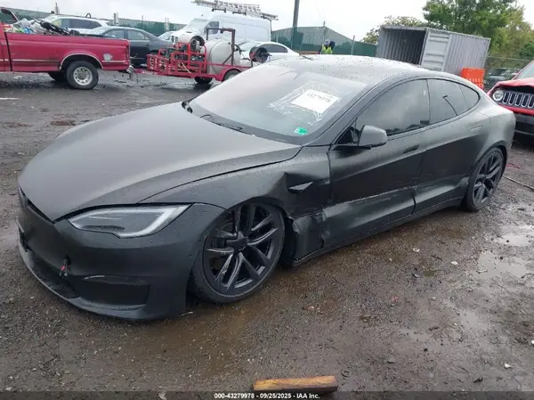 5YJSA1E56NF492686 2022 TESLA MODEL S - Image 2