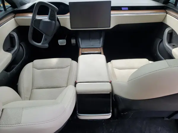 5YJSA1E56PF511529 2023 TESLA MODEL S - Image 8