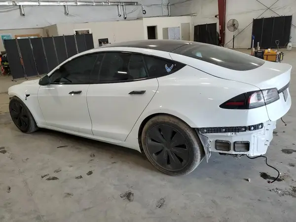 5YJSA1E56RF538488 2024 TESLA MODEL S - Image 2