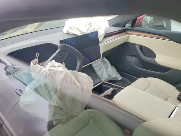 5YJSA1E56SF549822 2025 TESLA MODEL S - Image 8