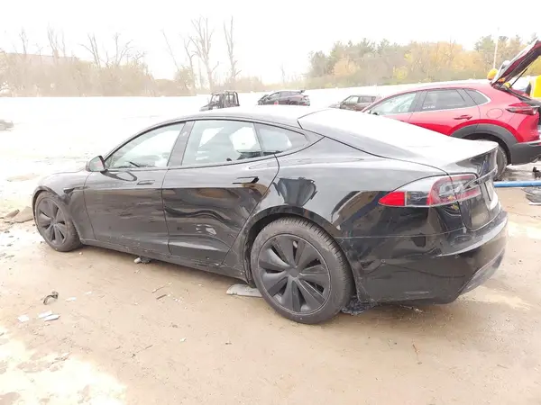 5YJSA1E57NF464377 2022 TESLA MODEL S - Image 2