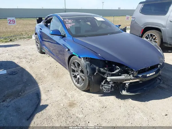 5YJSA1E57NF467067 2022 TESLA MODEL S - Image 1