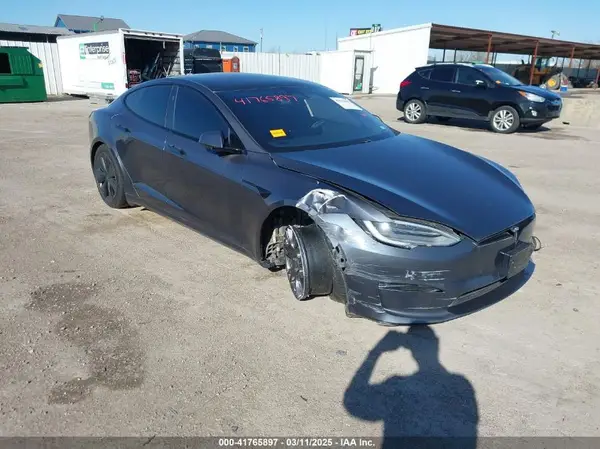 5YJSA1E57NF467229 2022 TESLA MODEL S - Image 1