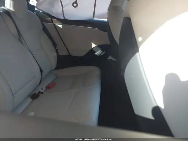 5YJSA1E57NF486153 2022 TESLA MODEL S - Image 8