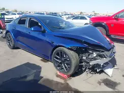 5YJSA1E57NF493510 2022 TESLA MODEL S