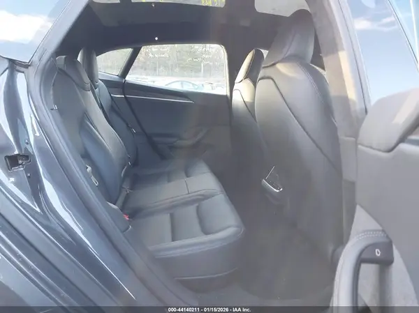 5YJSA1E57PF500006 2023 TESLA MODEL S - Image 8
