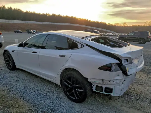 5YJSA1E57PF501124 2023 TESLA MODEL S - Image 2