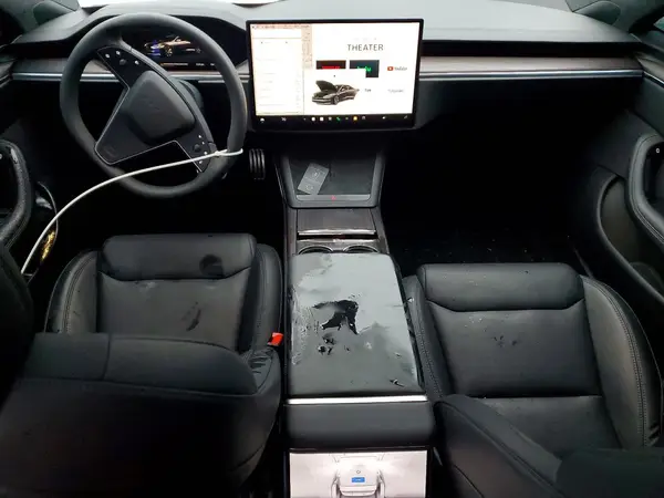 5YJSA1E57RF540962 2024 TESLA MODEL S - Image 8