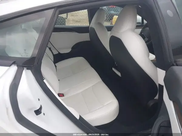 5YJSA1E58MF451152 2021 TESLA MODEL S - Image 8