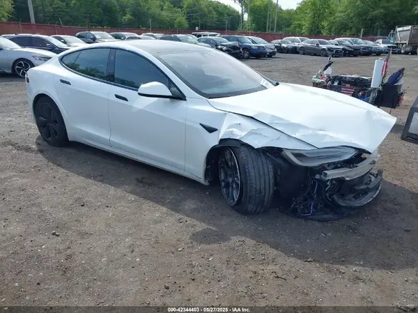 5YJSA1E58NF467644 2022 TESLA MODEL S - Image 1