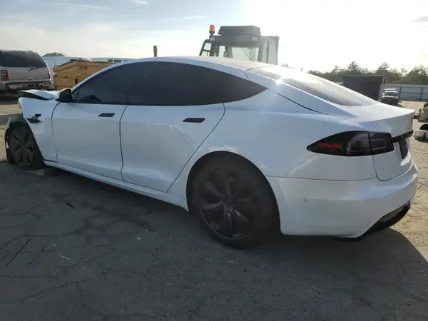 5YJSA1E58NF483388 2022 TESLA MODEL S - Image 2