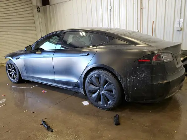 5YJSA1E58PF519857 2023 TESLA MODEL S - Image 2