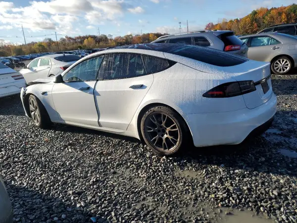 5YJSA1E58PF522385 2023 TESLA MODEL S - Image 2