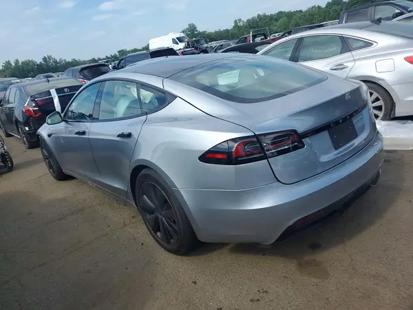 5YJSA1E58SF548428 2025 TESLA MODEL S - Image 2