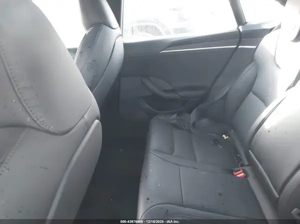 5YJSA1E58SF549000 2025 TESLA MODEL S - Image 8