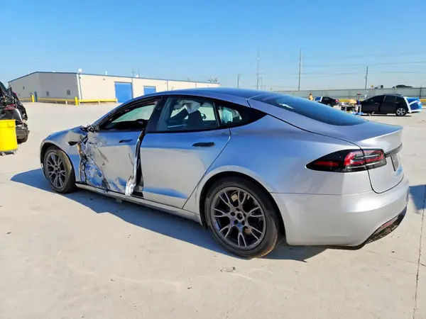 5YJSA1E58SF551202 2025 TESLA MODEL S - Image 2