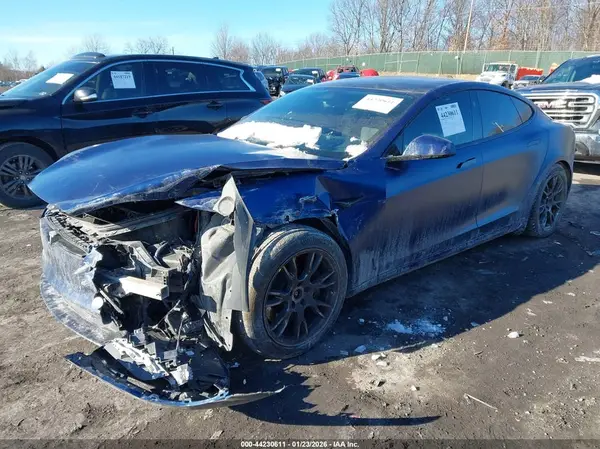 5YJSA1E59NF467636 2022 TESLA MODEL S - Image 2