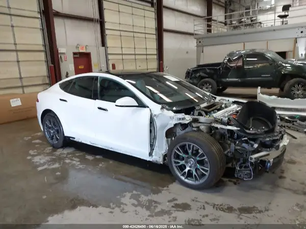 5YJSA1E59NF469984 2022 TESLA MODEL S - Image 1