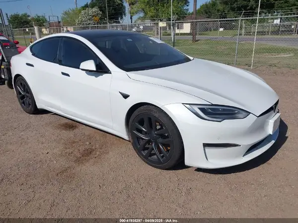5YJSA1E59NF470813 2022 TESLA MODEL S - Image 1