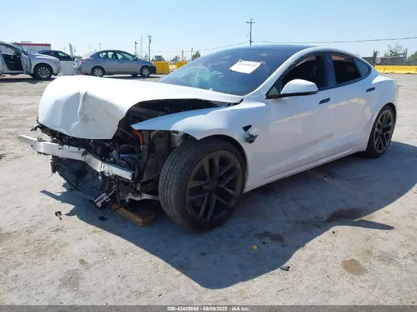 5YJSA1E59PF500816 2023 TESLA MODEL S - Image 2