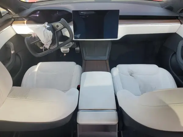 5YJSA1E59RF535990 2024 TESLA MODEL S - Image 8