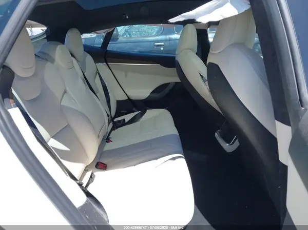 5YJSA1E59RF539344 2024 TESLA MODEL S - Image 8