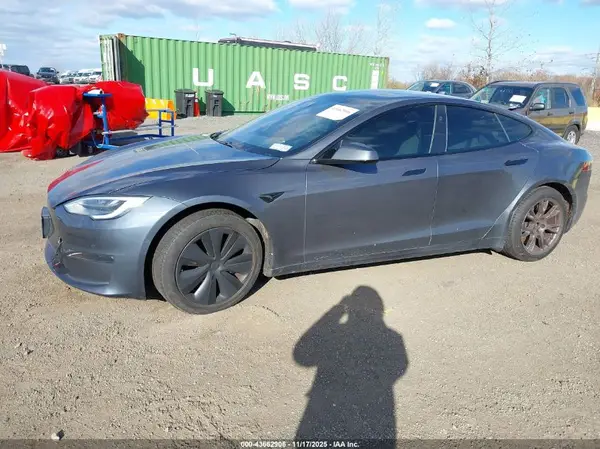 5YJSA1E5XMF440010 2021 TESLA MODEL S - Image 2
