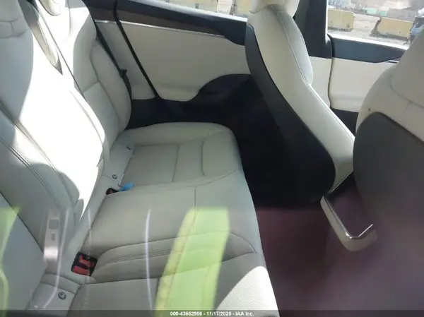 5YJSA1E5XMF440010 2021 TESLA MODEL S - Image 8