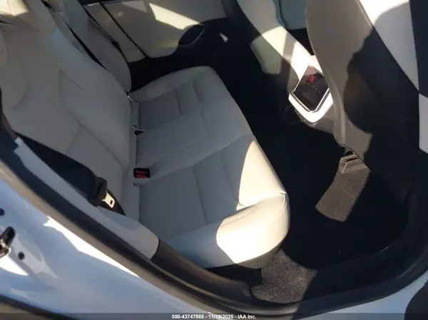5YJSA1E5XNF468973 2022 TESLA MODEL S - Image 8