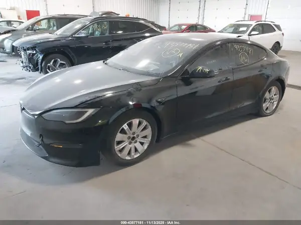 5YJSA1E5XNF475602 2022 TESLA MODEL S - Image 2