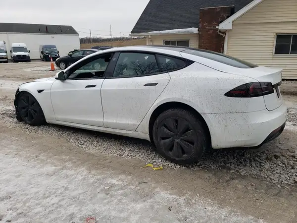 5YJSA1E5XNF480167 2022 TESLA MODEL S - Image 2