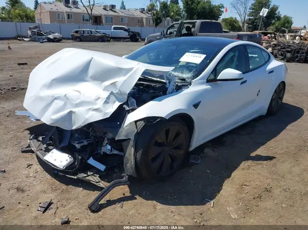 5YJSA1E5XPF518693 2023 TESLA MODEL S - Image 2