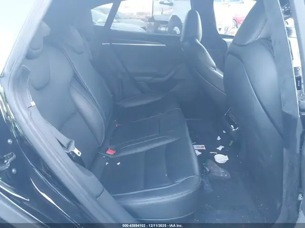 5YJSA1E60NF483183 2022 TESLA MODEL S - Image 8
