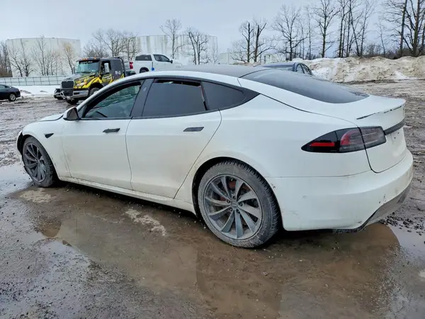 5YJSA1E60NF487590 2022 TESLA MODEL S - Image 2