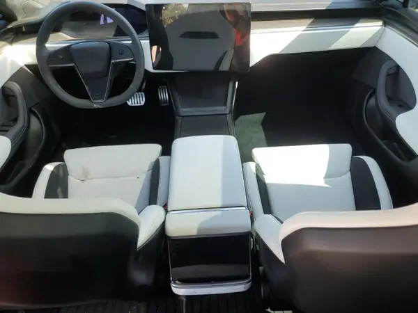 5YJSA1E60RF538074 2024 TESLA MODEL S - Image 8
