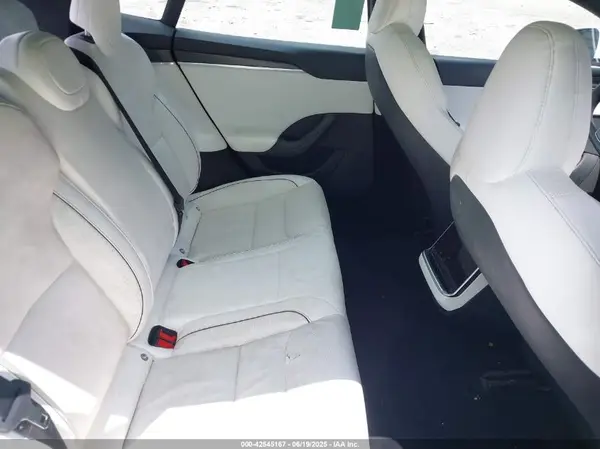 5YJSA1E61NF460155 2022 TESLA MODEL S - Image 8
