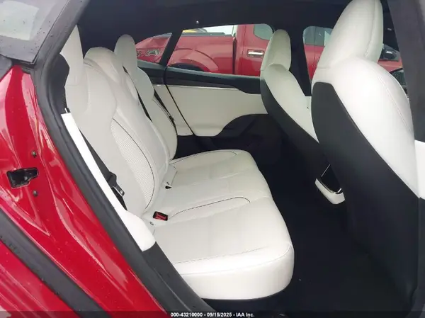 5YJSA1E61NF461712 2022 TESLA MODEL S - Image 8