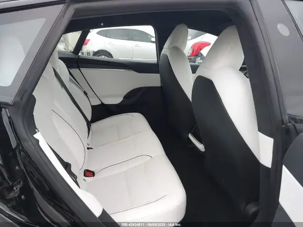 5YJSA1E61NF485363 2022 TESLA MODEL S - Image 8