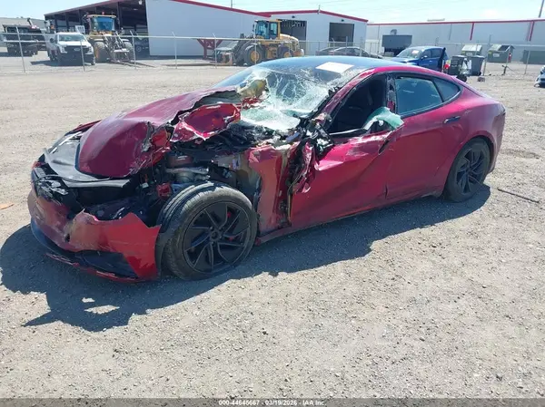 5YJSA1E62TF552985 2026 TESLA MODEL S - Image 2
