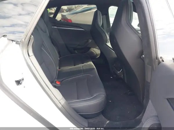 5YJSA1E62TF553067 2026 TESLA MODEL S - Image 8