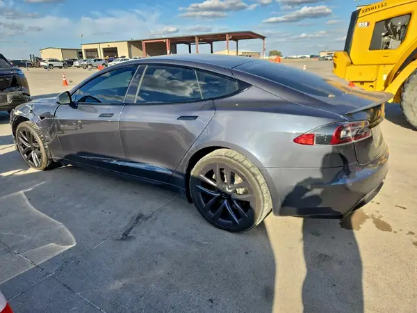 5YJSA1E63MF441895 2021 TESLA MODEL S - Image 2
