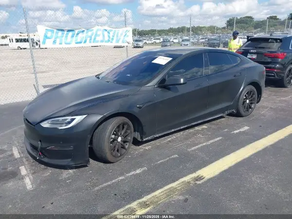 5YJSA1E63NF459928 2022 TESLA MODEL S - Image 2