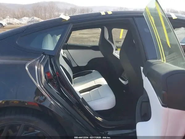 5YJSA1E63TF556107 2026 TESLA MODEL S - Image 8